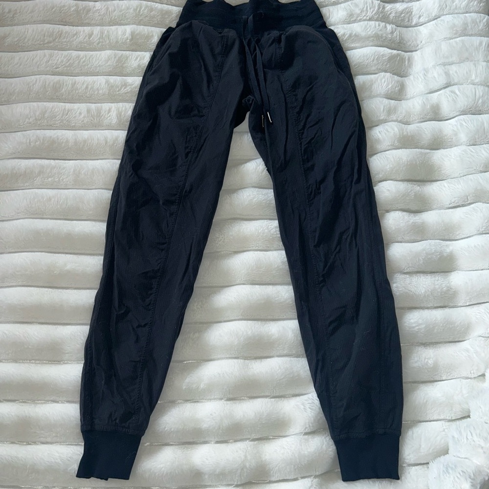 LULULEMON Dance Studio Jogger